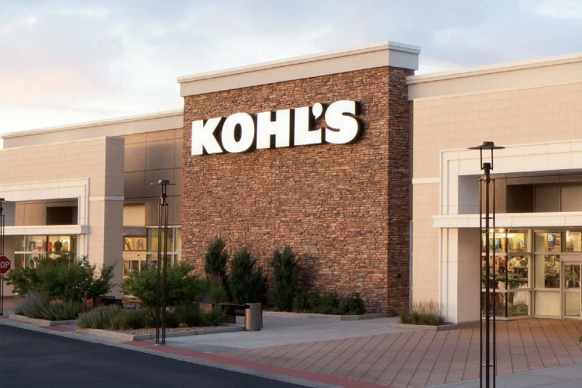 Comparing Kohl’s and GameStop: The Short Squeeze Phenomenon